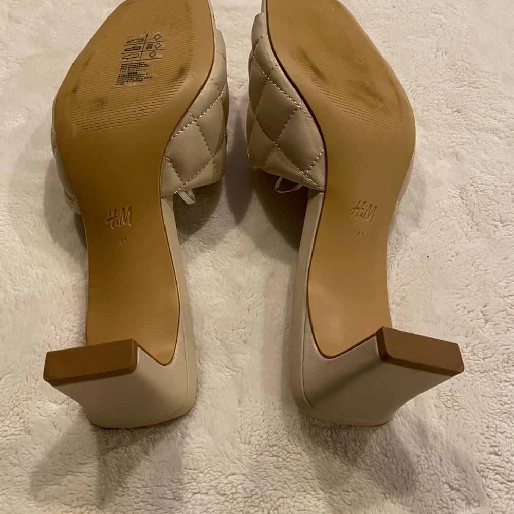 H&M beige heels! - Picture 2 of 2
